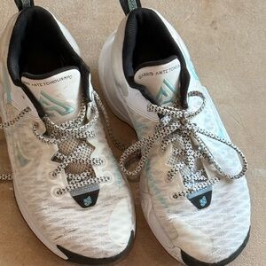 Nike Kids Sneakers - White and Black